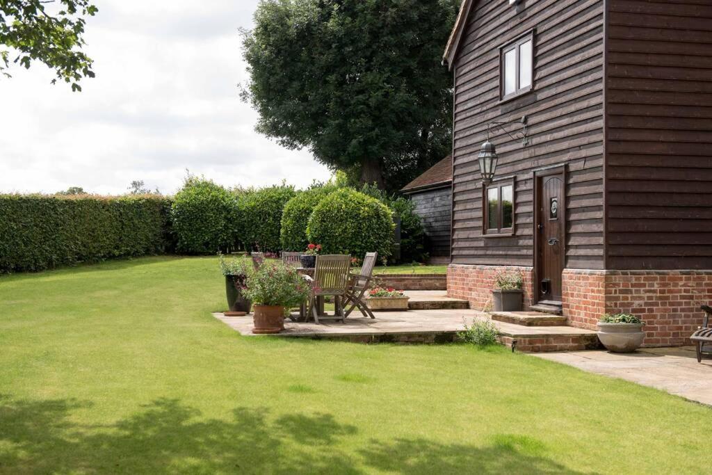 Immaculate Barn Annexe Close To Stansted Airport Great Dunmow Buitenkant foto